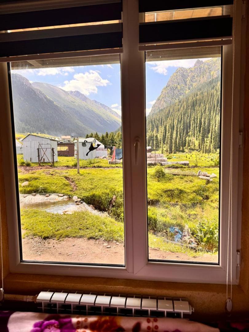 Ala-Kul Guesthouse In Altyn-Arashan Karakol Buitenkant foto